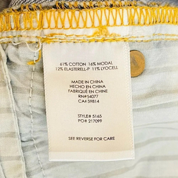 CAbi Mojave Slim Boyfriend Jeans Size 2 Distressed Denim Stretch #5165 - Picture 8 of 9